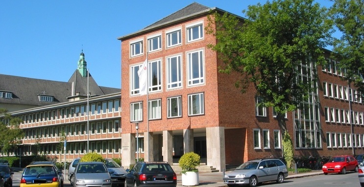 Haupteingang des Oberlandesgerichts Oldenburg